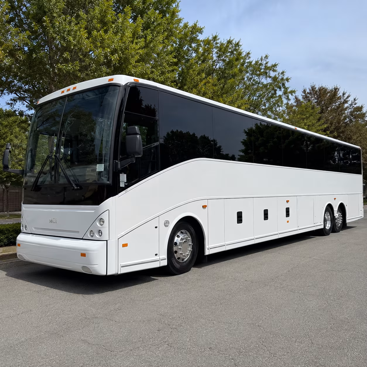 elmontecharterbusservices com puts ontario international airport transfers right at your fingertips