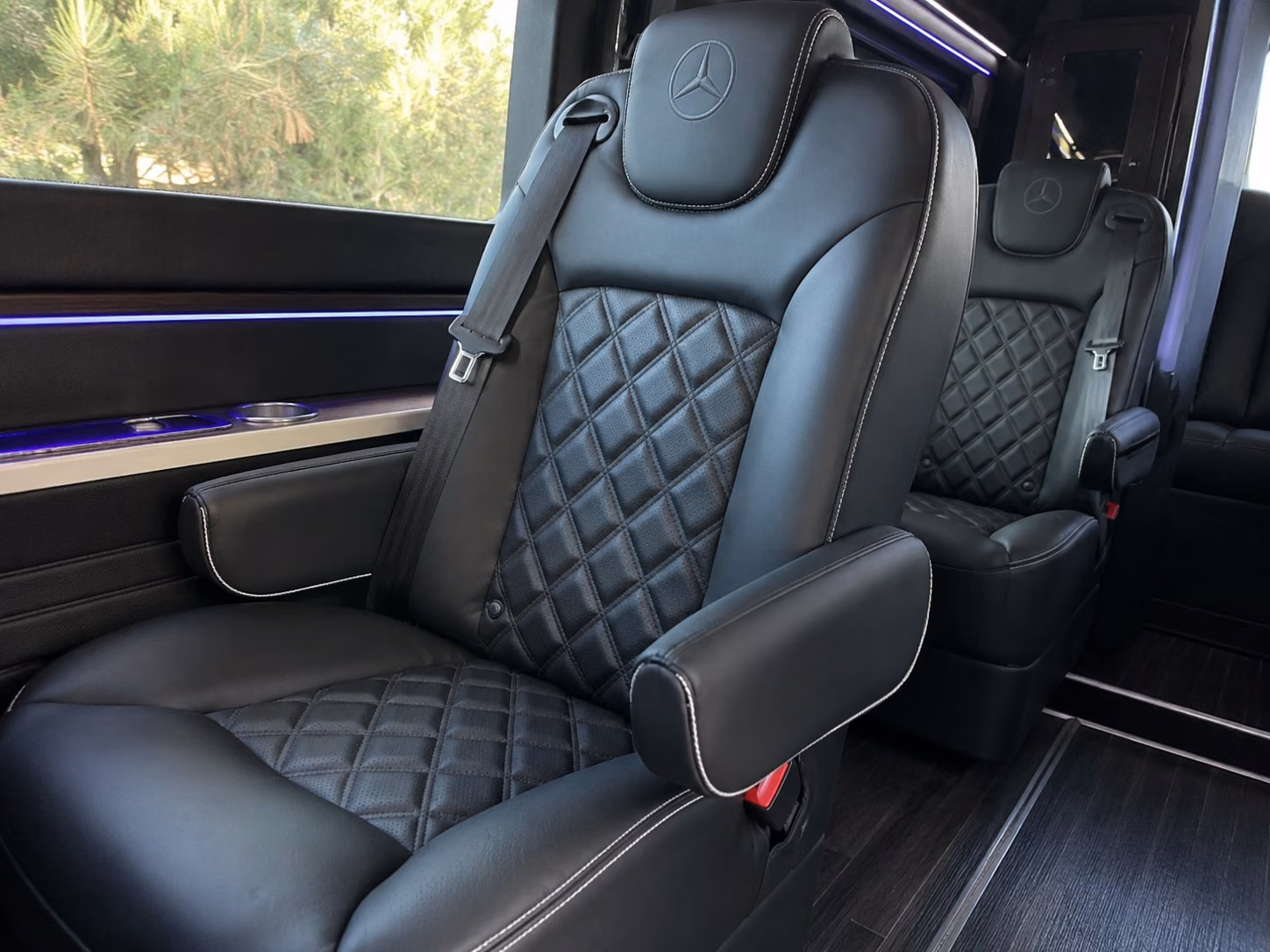 sprinter limos and minibuses for smaller el monte prom groups